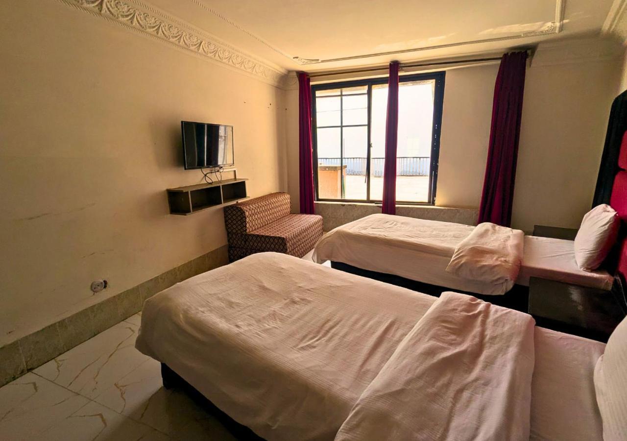 Grand Heights Hotel Murree Eksteriør bilde